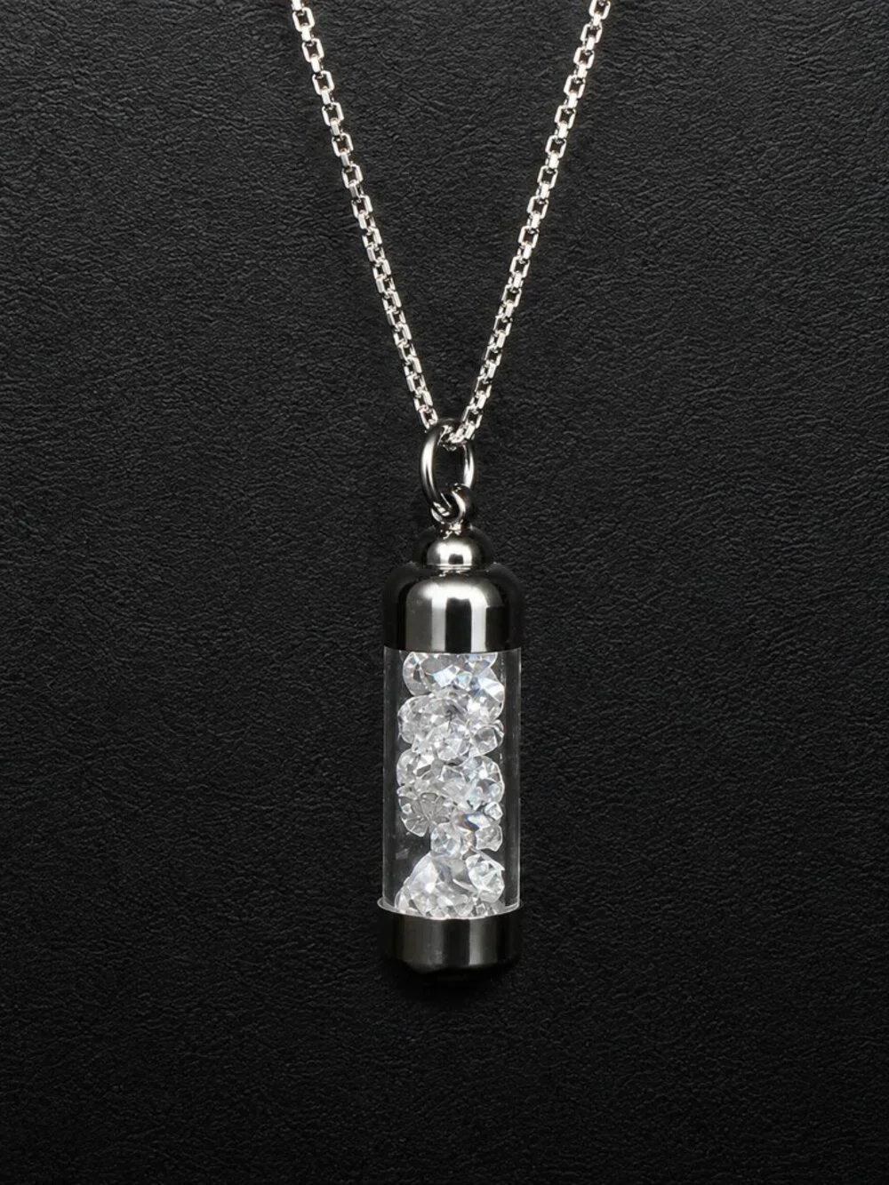 Simulated DIAMOND filled amulet with chain...26001